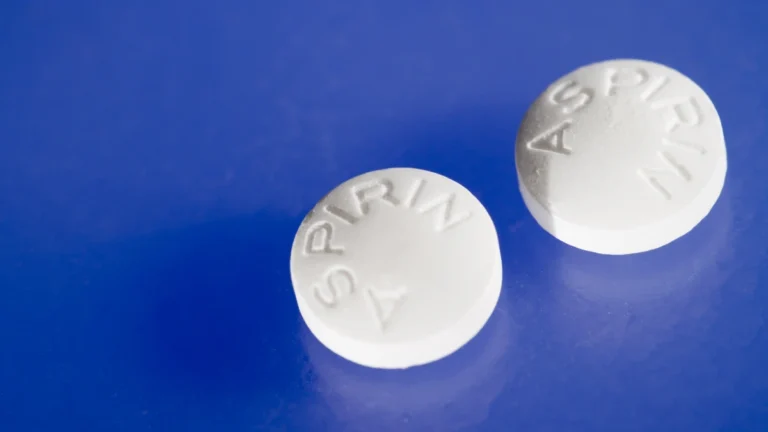 Aspirin and Heart Health: What the Latest Evidence Shows